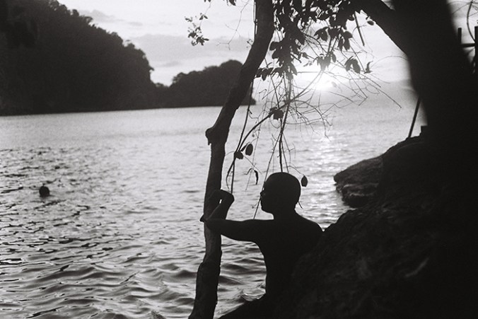 TiaThom_blacksunsetsII